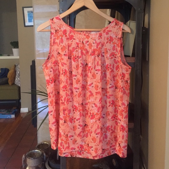 Ann Taylor Loft Spring Swing tank/top Floral Med