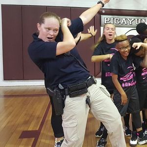 Meet your Posher, Kayla