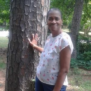 Meet your Posher, Mae