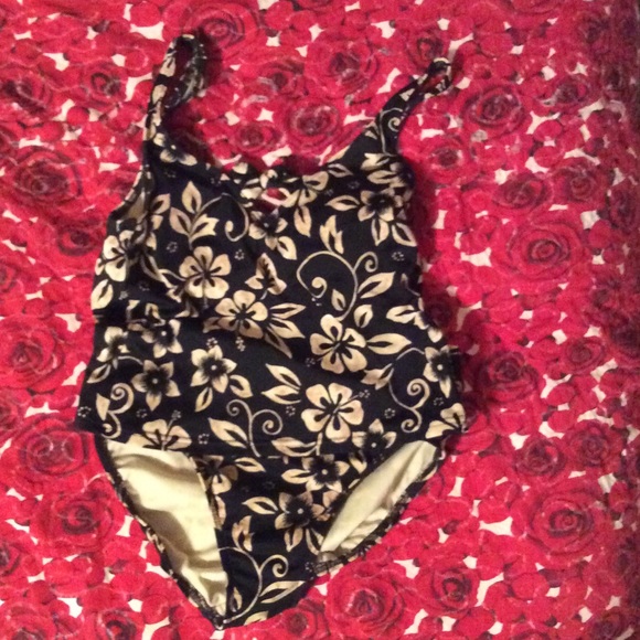☀️SALE🌺 Hawaiian print Tankini