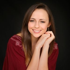 Meet your Posher, Catherine