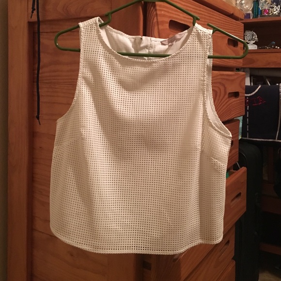 NWOT Banana Republic white crop top