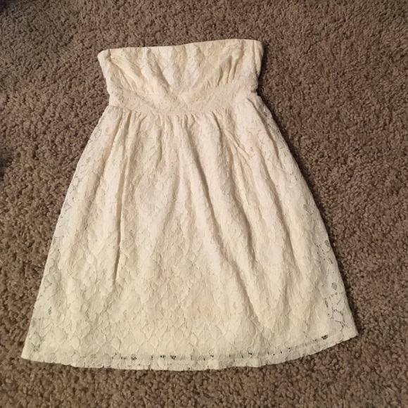 White Lace Dress - Picture 1 of 1