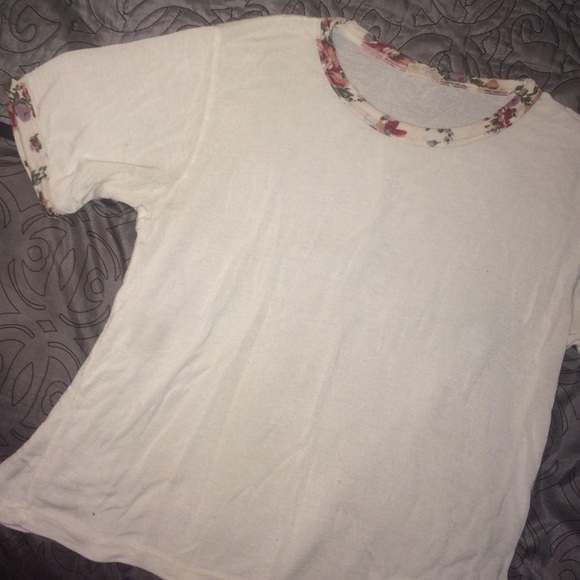 Brandy Melville Ringer Tee