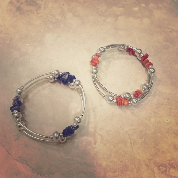 Two silver bracelets - Picture 1 of 2