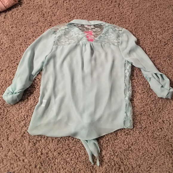 Teal Shirt With Lace - Picture 2 of 2