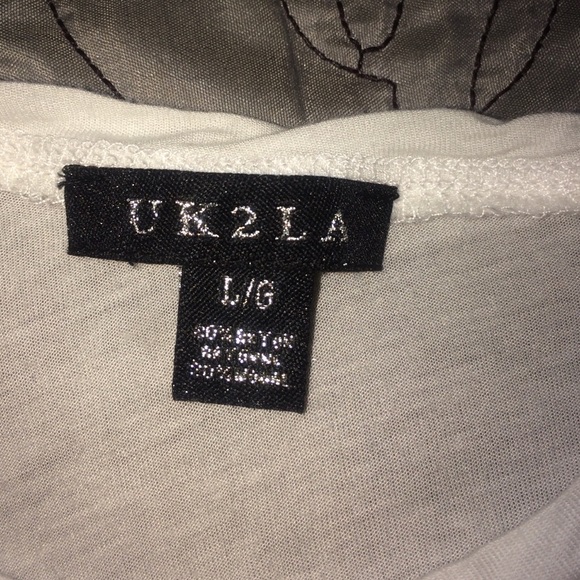 In Love Tee - Picture 3 of 3