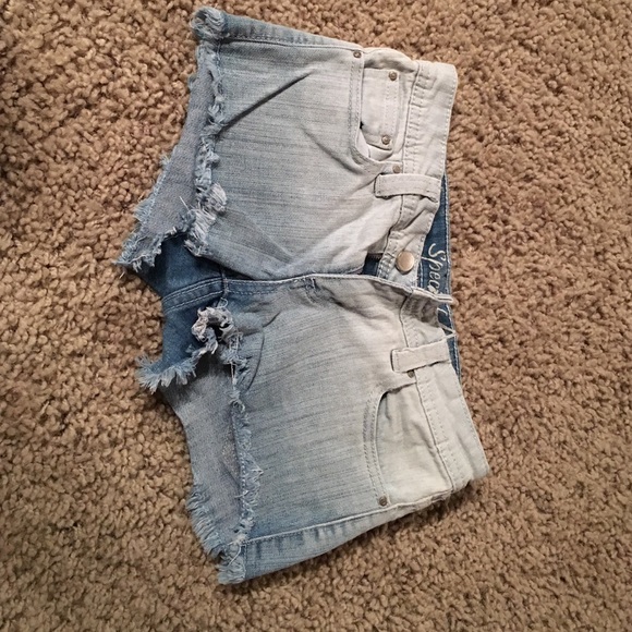 Jean Shorts - Picture 1 of 2