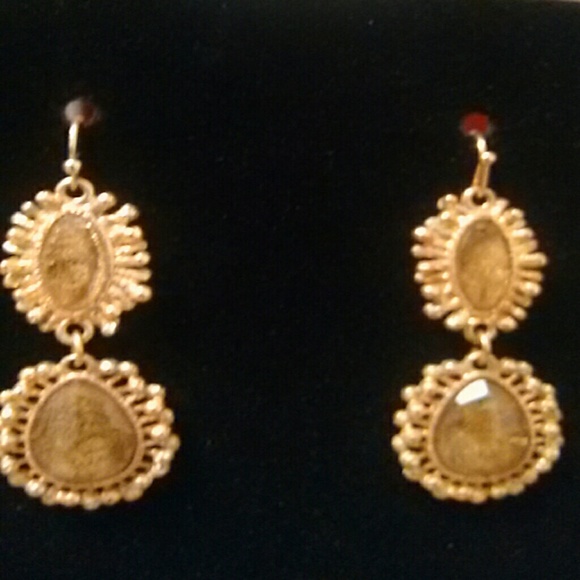 Beautiful set - Picture 2 of 4