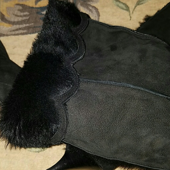 Boots - Picture 4 of 4