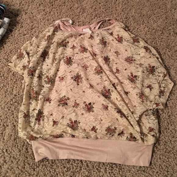 Flower Blouse - Picture 1 of 1