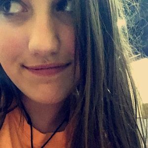 Meet your Posher, Annie