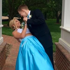 Meet your Posher, Alexis