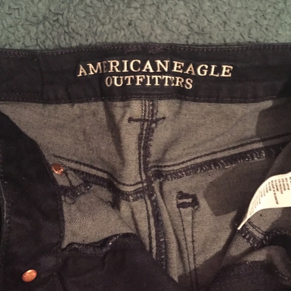 Shorts - Picture 3 of 3