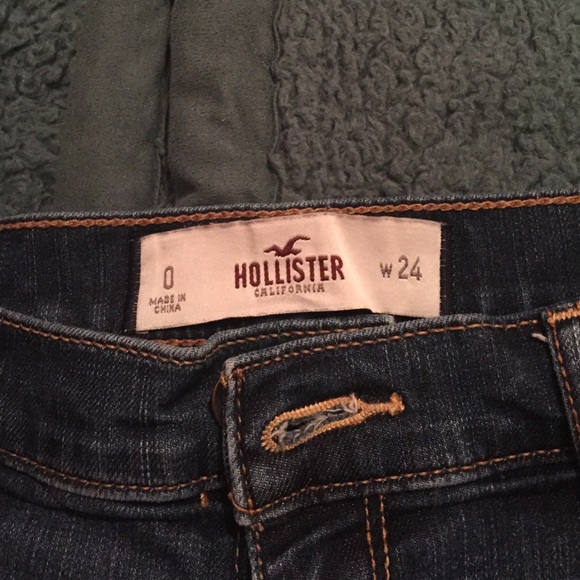 Shorts - Picture 3 of 3