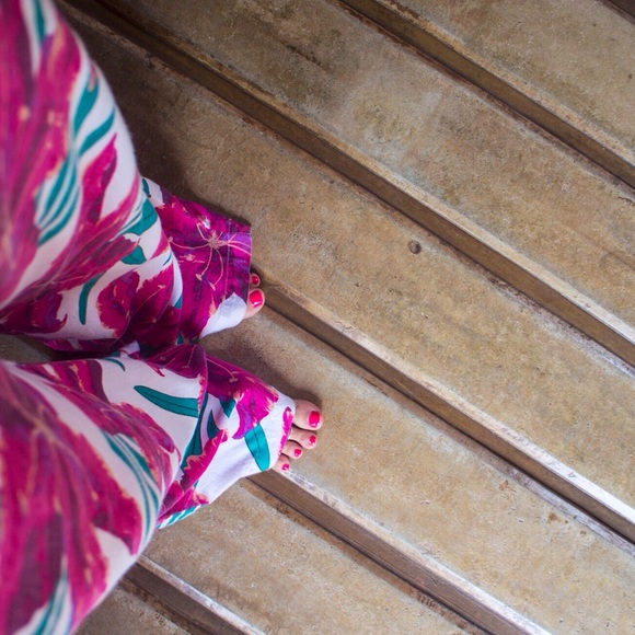 Meet your Posher! - Picture 2 of 4