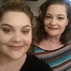 Meet your Posher, Lori