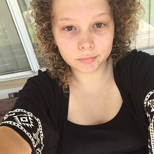 Meet your Posher, Breanna