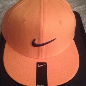Nike True Adult Fitted Hat