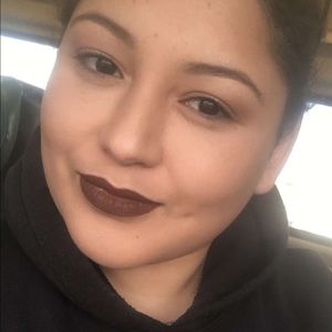 Meet your Posher, Norma