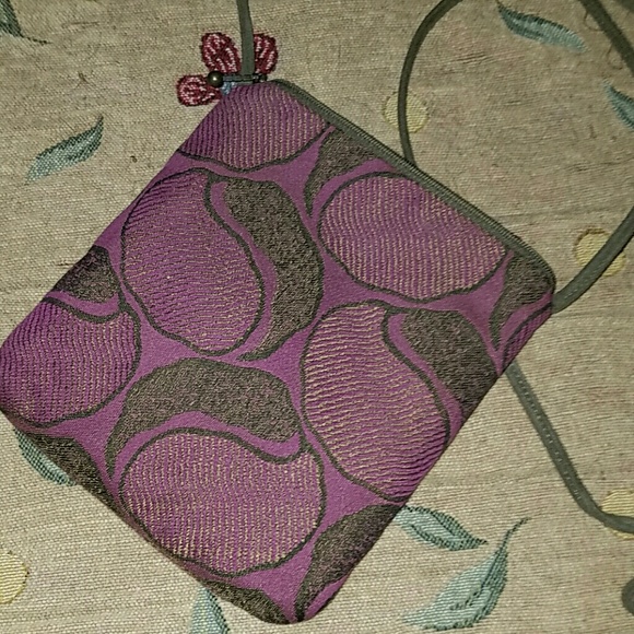 Handbag - Picture 3 of 4