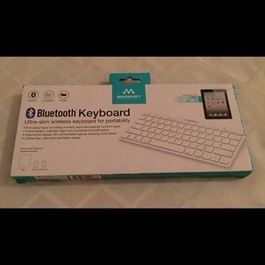 Merkury Bluetooth Keyboard for the iPad