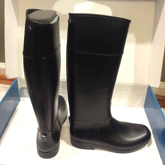 NEW IGOR Tall Rainboots (size 36) in Matte Black
