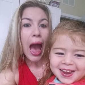 Meet your Posher, Ana