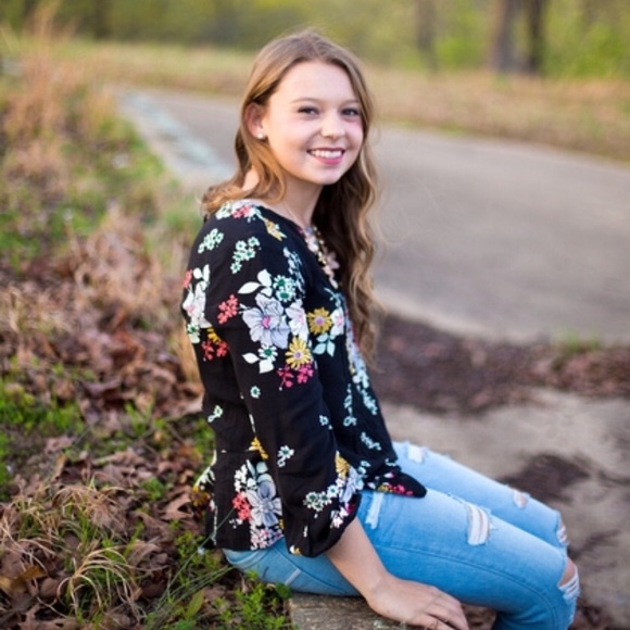 Meet your Posher, Macy - Picture 7 of 8