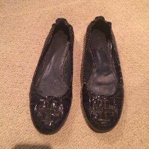 Tory Burch Croc embossed navy flats