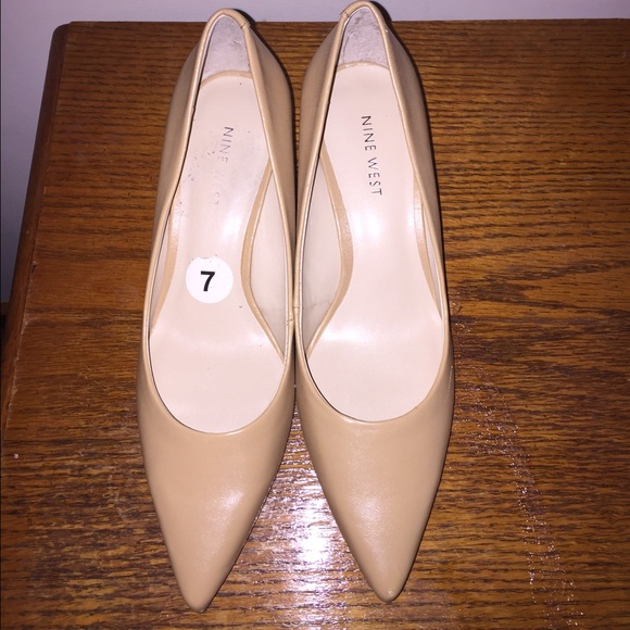 Point shoe