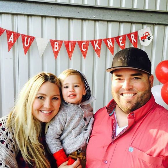 Meet your Posher, Heather - Picture 1 of 1