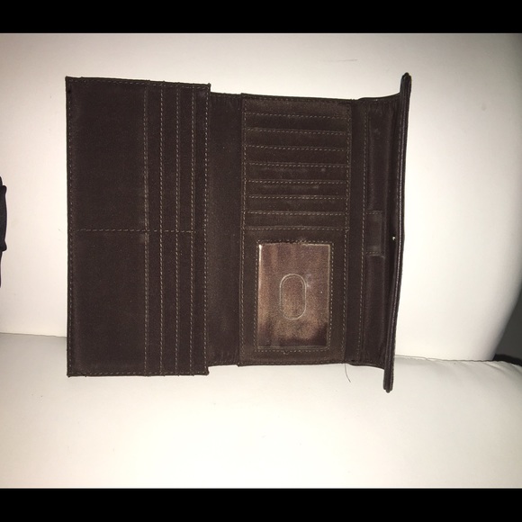 ✨SALE✨Brown wallet - Picture 2 of 3