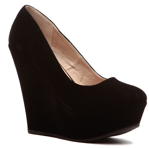 Qupid Platform Heels, 7 1/2 M