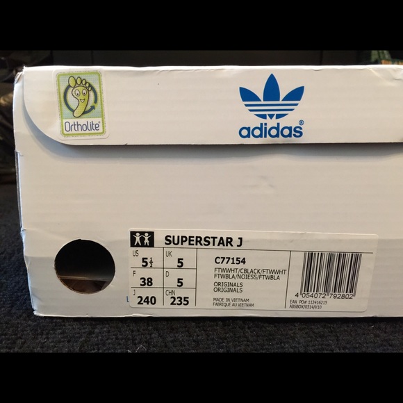 Women's Adidas superstar tennis shoes