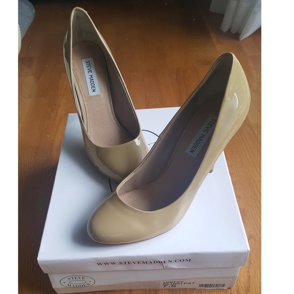 Steve Madden Unityy Heels in Blush, 7.5 M - Picture 1 of 3