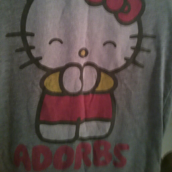 !Hello kitty Bundle ! Cutest ever tee + Scarf!! - Picture 4 of 4