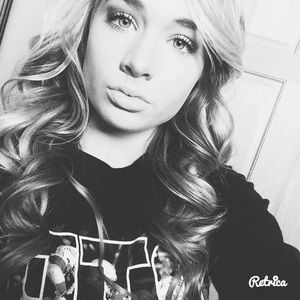 Meet your Posher, Kelsey