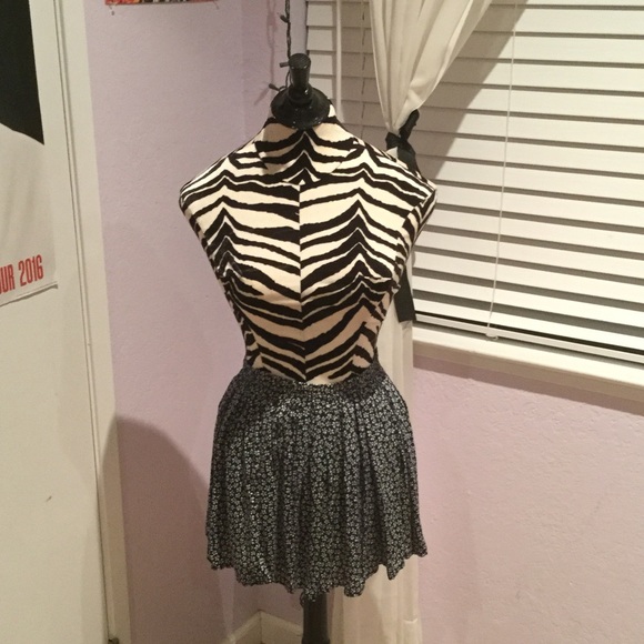 Brandy Melville skirt