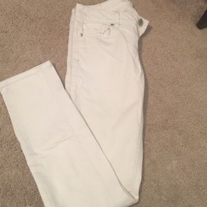 White American Eagle Jeans