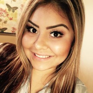 Meet your Posher, Erika