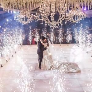 Meet your Posher, Azka