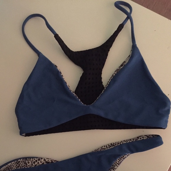 Acacia Peahi Set - Picture 2 of 4