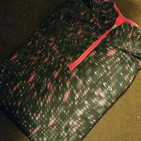 Champion pull over - Picture 3 of 3