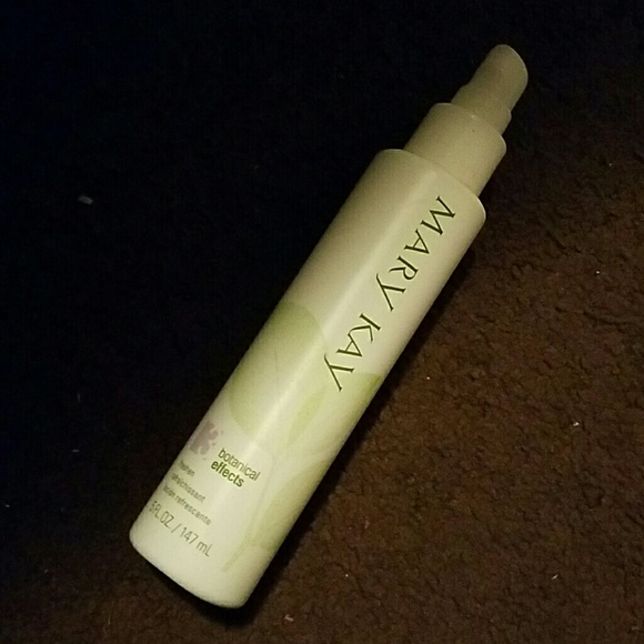 Mary Kay bundle - Picture 2 of 4