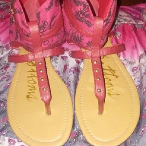 Apple Bottom Sandals Size 8 1/2 in women's