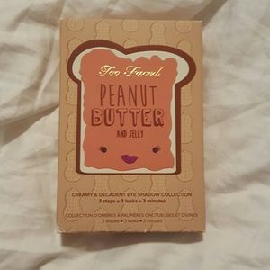 Too Faced Peanut Butter And Jelly Palette