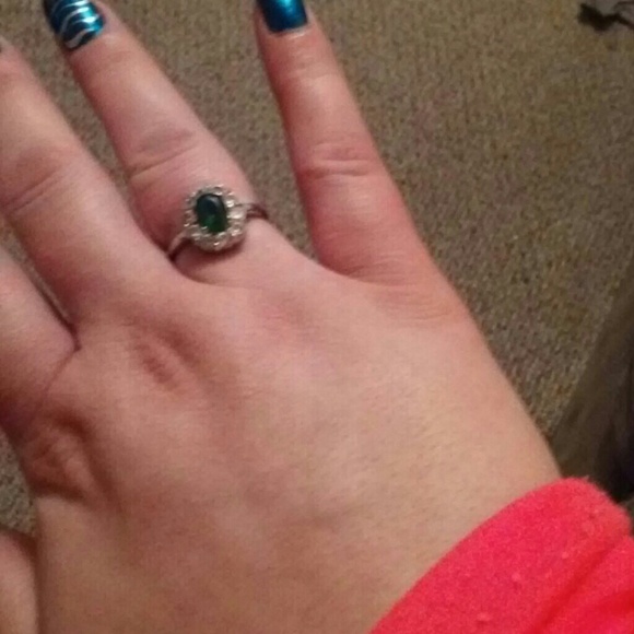 Sterling silver emerald ring