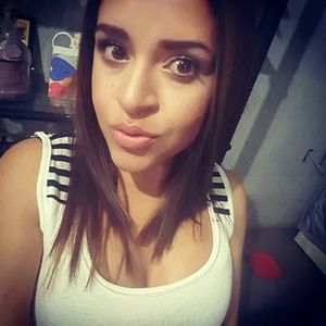 Meet your Posher, Ilda