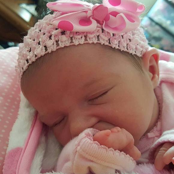 Meet your Posher, Alissa - Picture 1 of 1